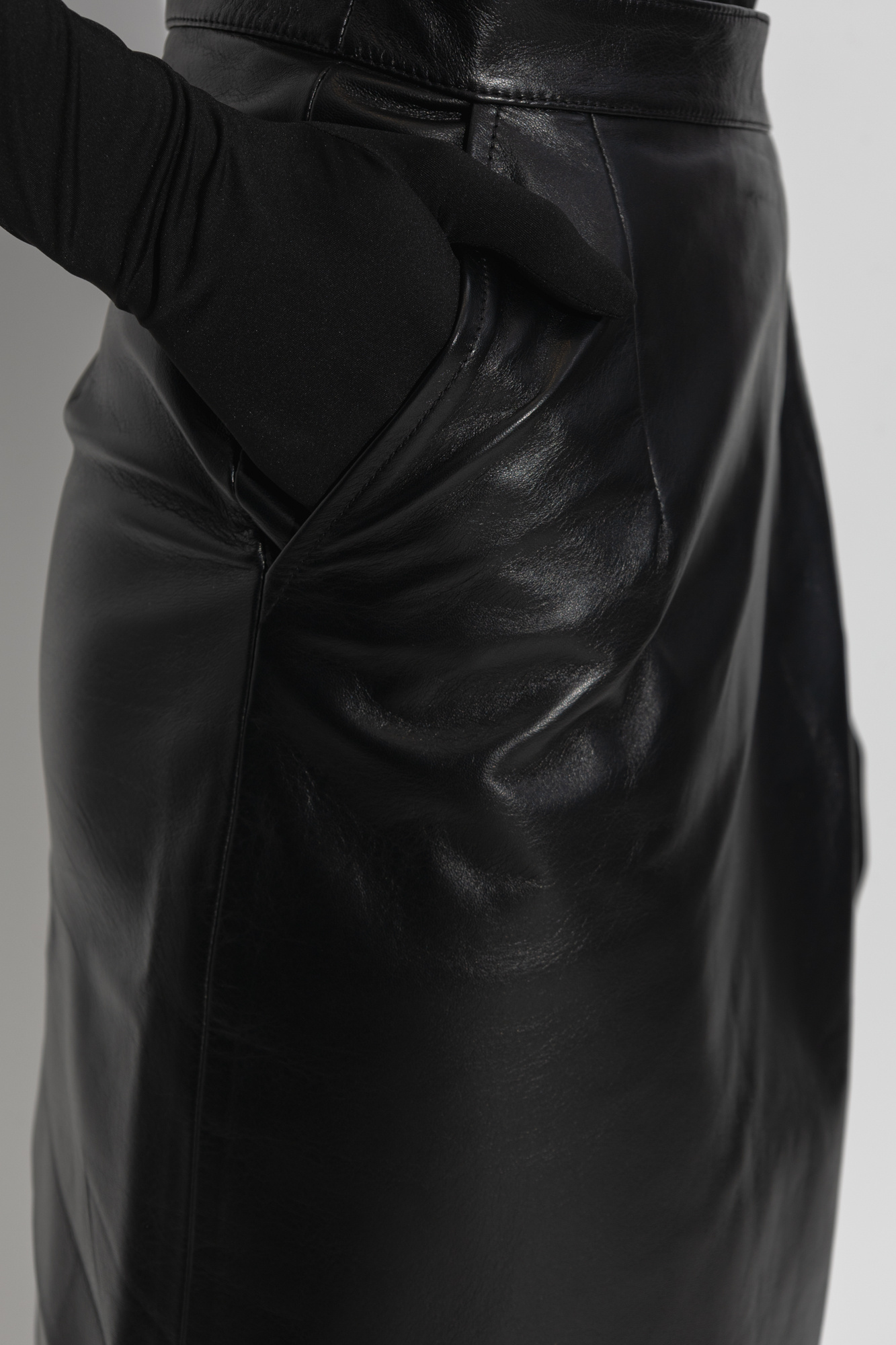 Black Asymmetric leather skirt VETEMENTS - Vitkac Canada